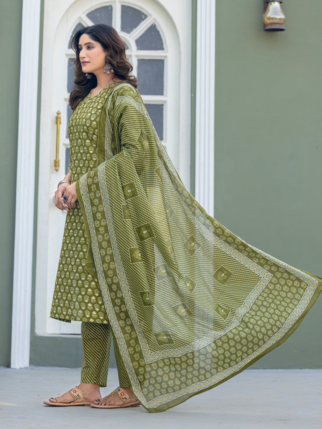 Kurti Pant Dupatta Set, Mehendi Cotton, Stitched