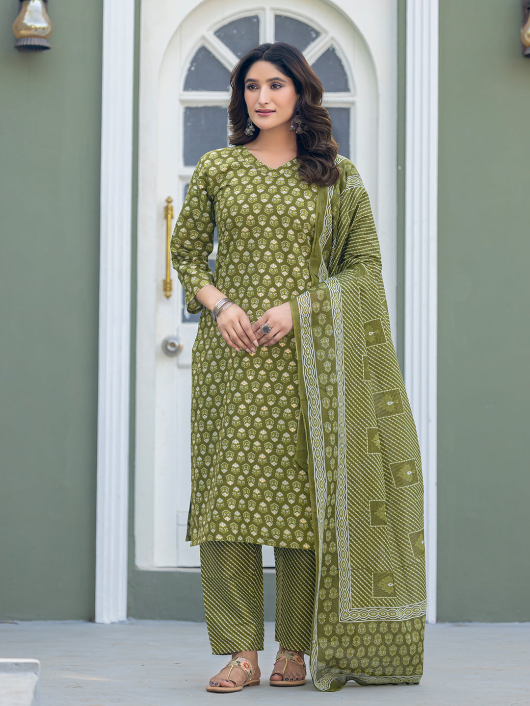 Kurti Pant Dupatta Set, Mehendi Cotton, Stitched