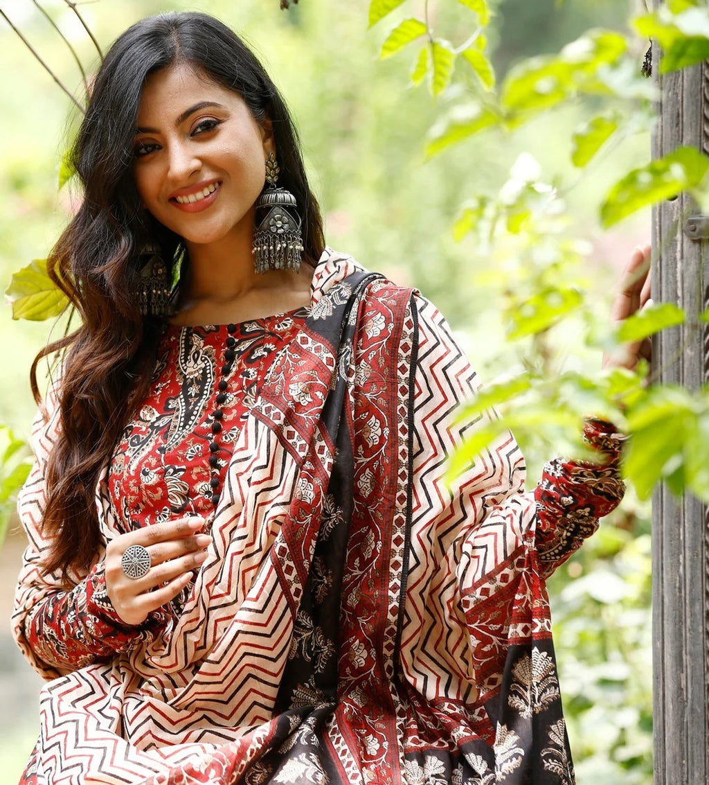 Kurti Pant Dupatta Set, Maroon Rayon Printed, Stitched