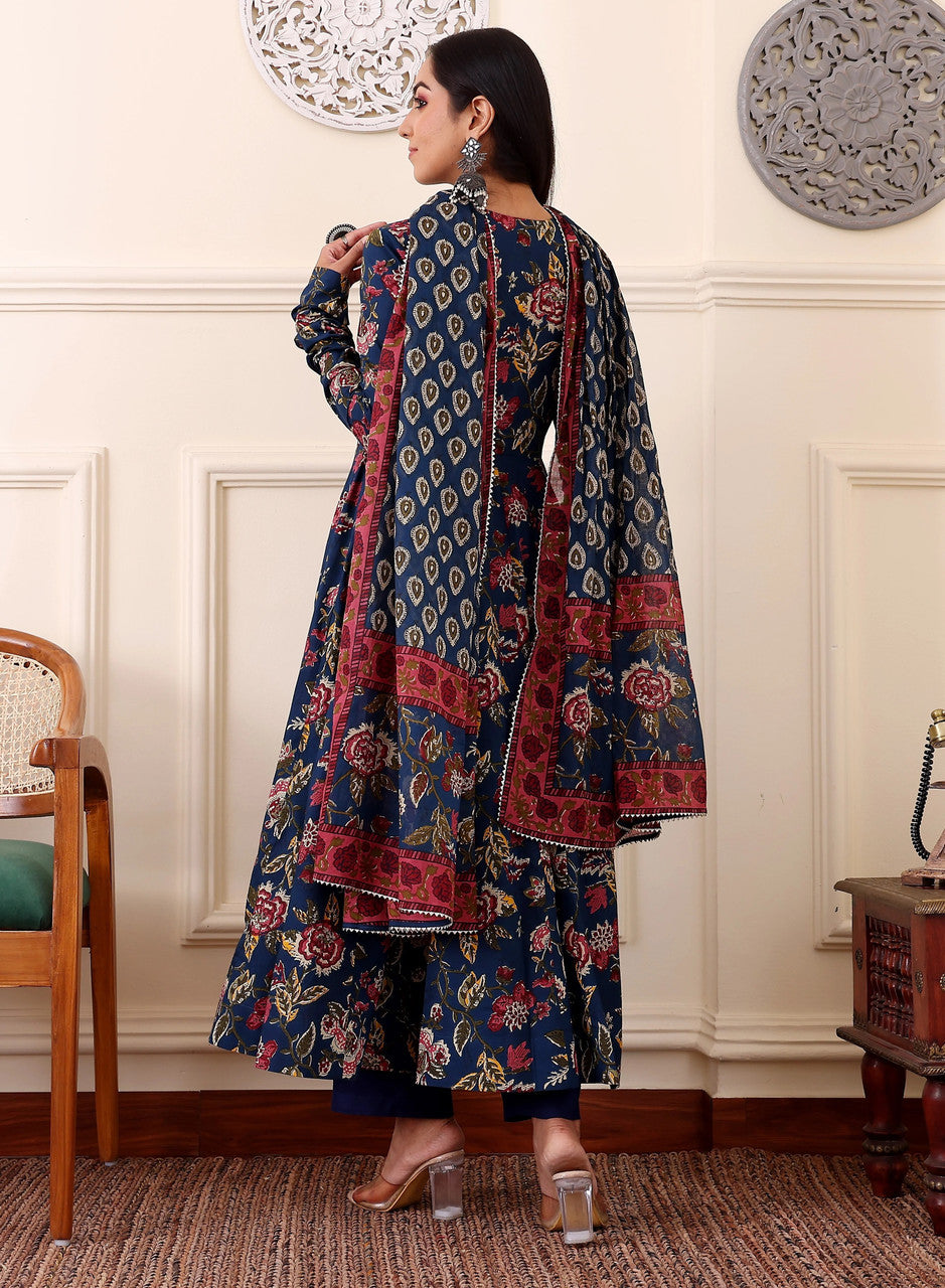 Kurti Pant Dupatta Set, Morpich Rayon Printed, Stitched