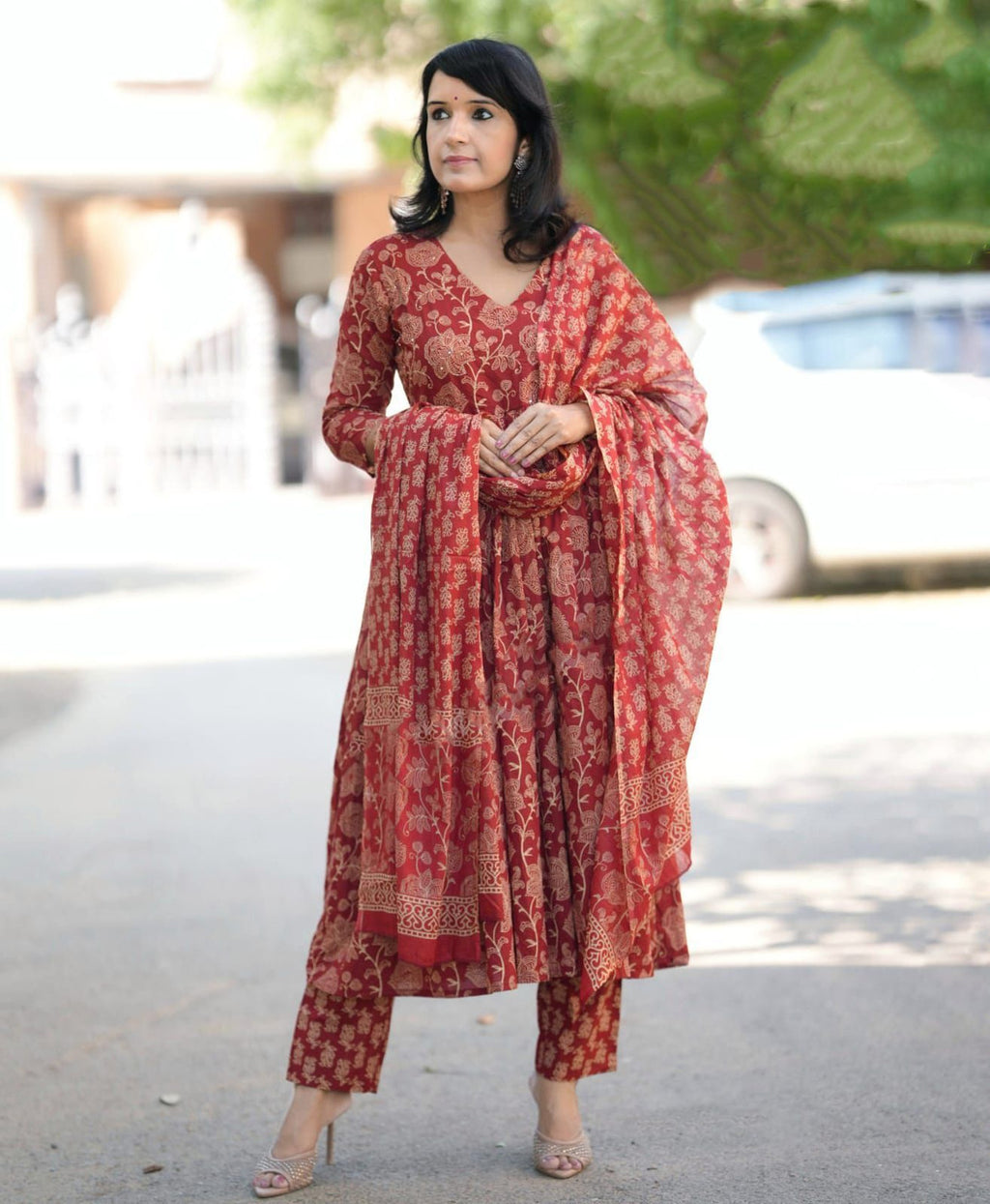 Kurti Pant Dupatta Set, Maroon Rayon Printed, Stitched