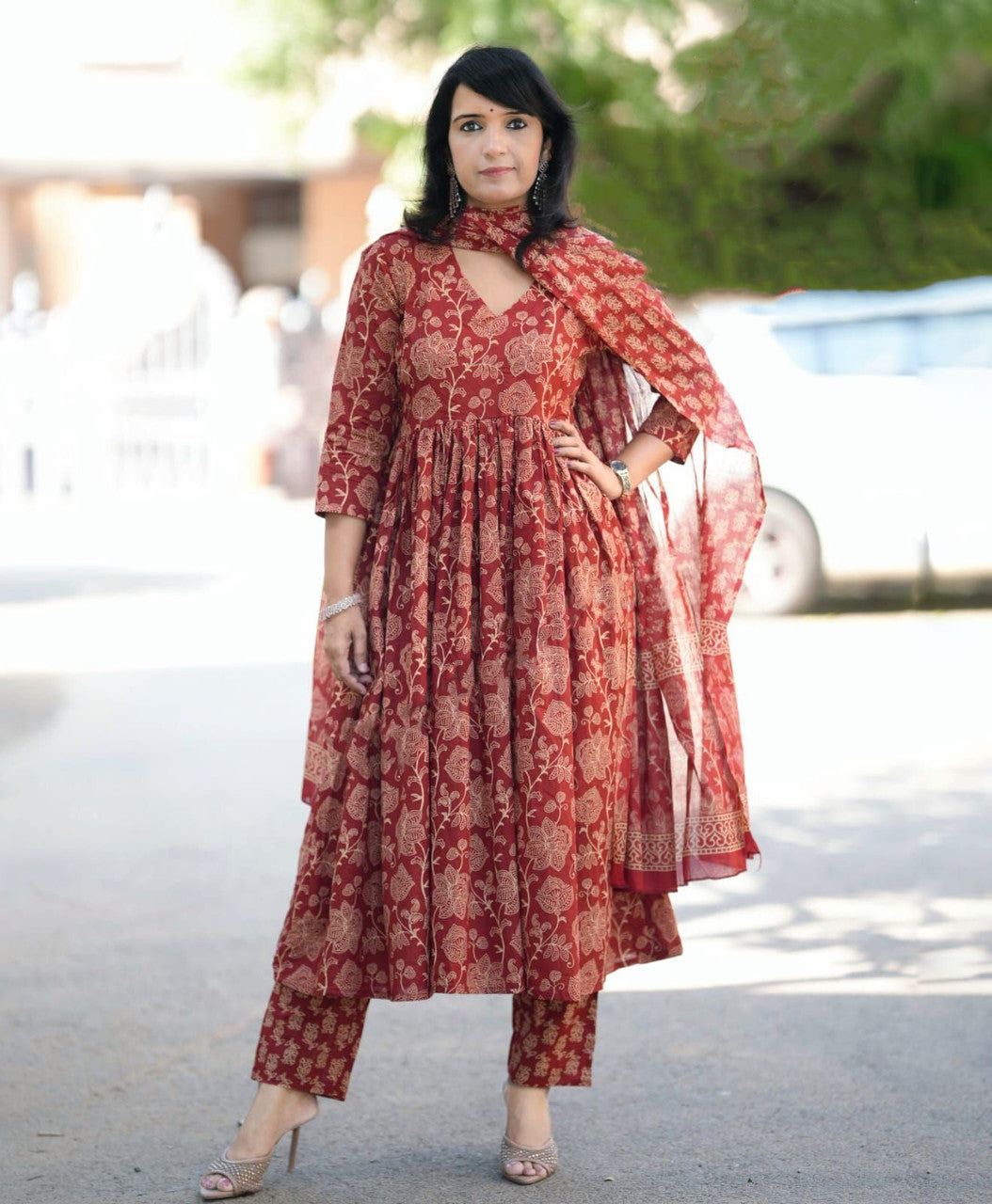 Kurti Pant Dupatta Set, Maroon Rayon Printed, Stitched